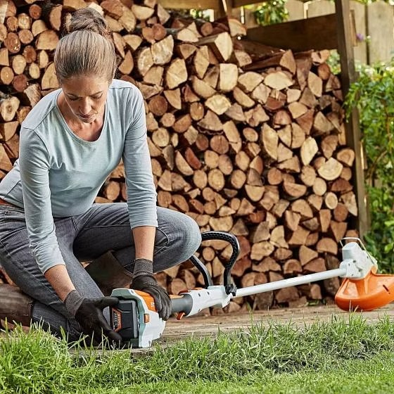 STIHL FSA 57 Cordless Grass Trimmer Promo Bundle - Image 2